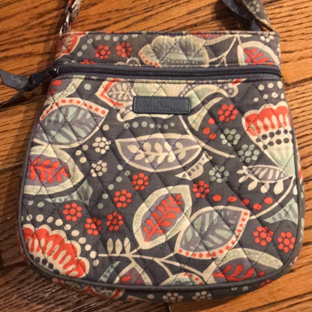 Vera Bradley crossbody purse